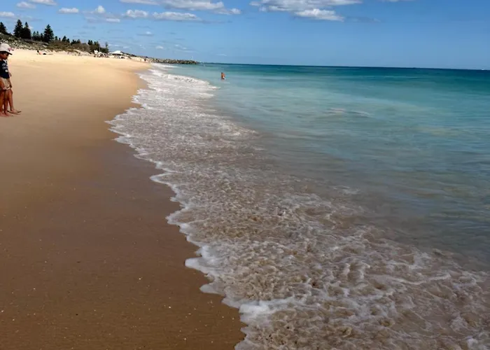 Perfect City Beach Getaway Perth